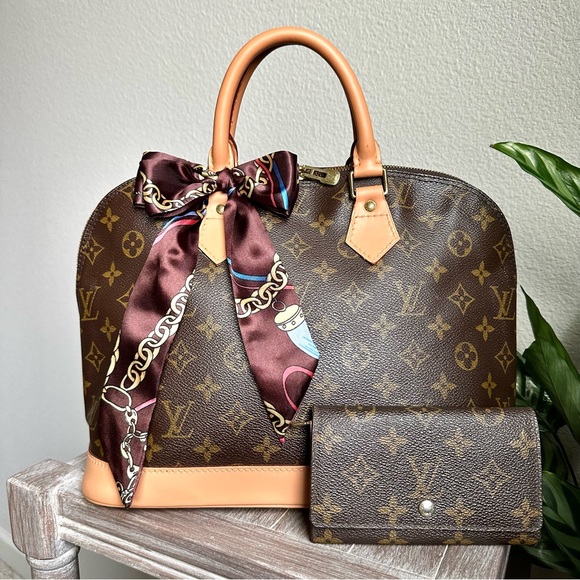 Louis Vuitton Handbags - 🤎Authentic LOUIS VUITTON Alma PM w/LV Wallet 🤎